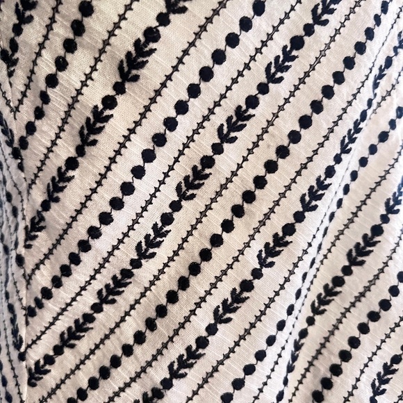 Maeve by Anthropologie Sylvia Embroidered 100% Cotton Top - Picture 3 of 7